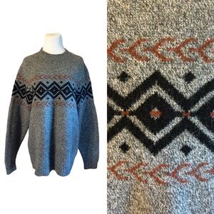 Skyr  L 100% Lambs Wool Gray Navy Maroon Knit Icelandic Ski Pullover Sweater